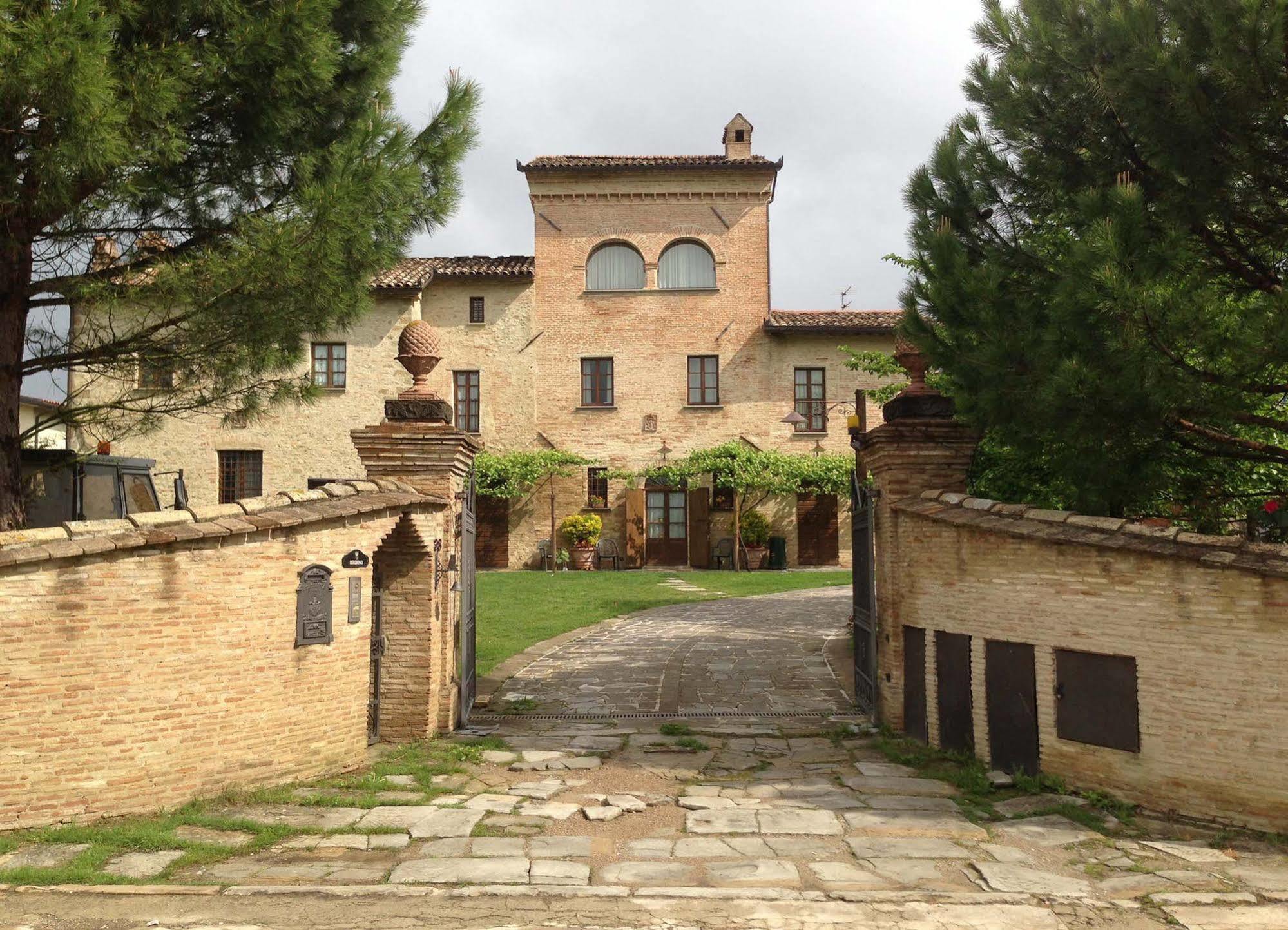 德泊卡比瑞比诺住宿加早餐旅馆 卡斯泰洛城 外观 照片